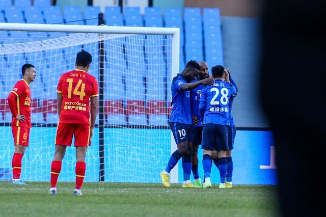 开云在线-再演帽子戏法打出恐怖数据 三场13球沧州保级无忧